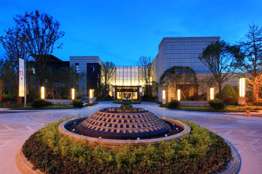 Lane Aura 5* Shanghai